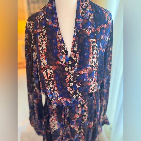 Reiss Carla Ground Ditsy Floral Dress - Picture 4 of 6